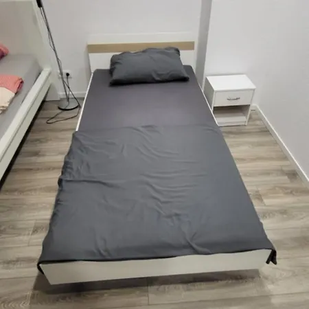 1 Wg Einzelzimmer Privatunterkunft