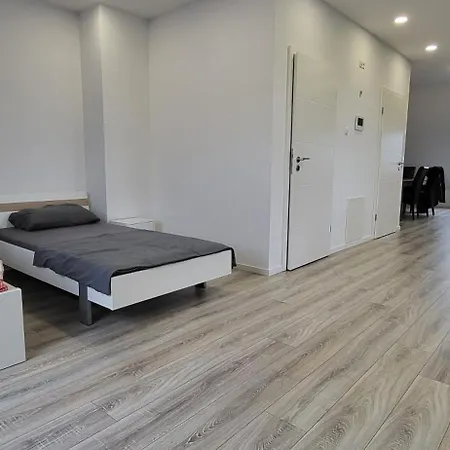 Homestay 1 Wg Einzelzimmer